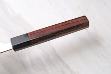 AZAI R2 Stahl Wa Gyuto 21 cm, handgeschmiedet und -signiert, rostfrei